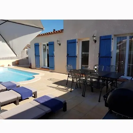 Villapetitreve Fr * Saint-Cyprien (Pyrenees-Orientales)